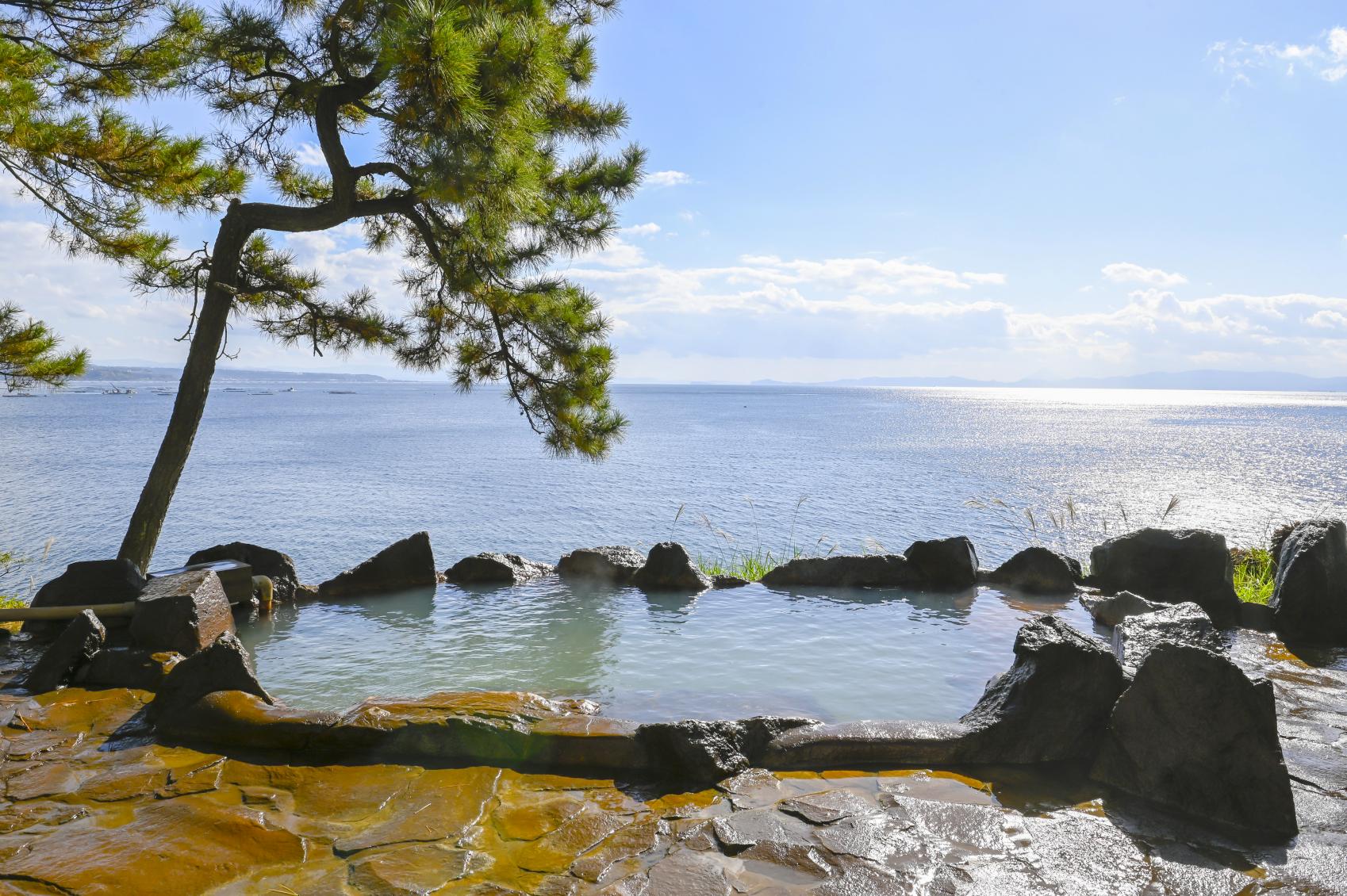 旅の疲れを鹿児島市の温泉付き宿泊施設で癒す♪-1